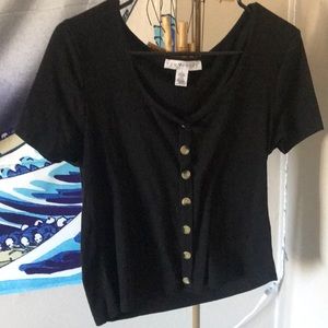 Black eye candy crop top